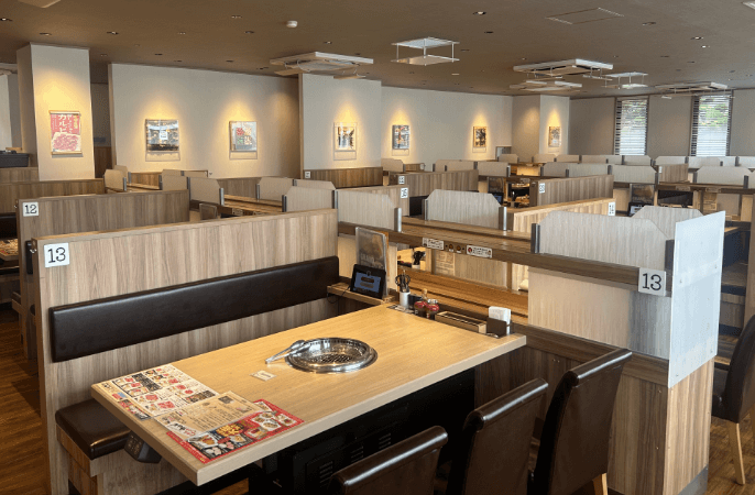 和光新倉店店内